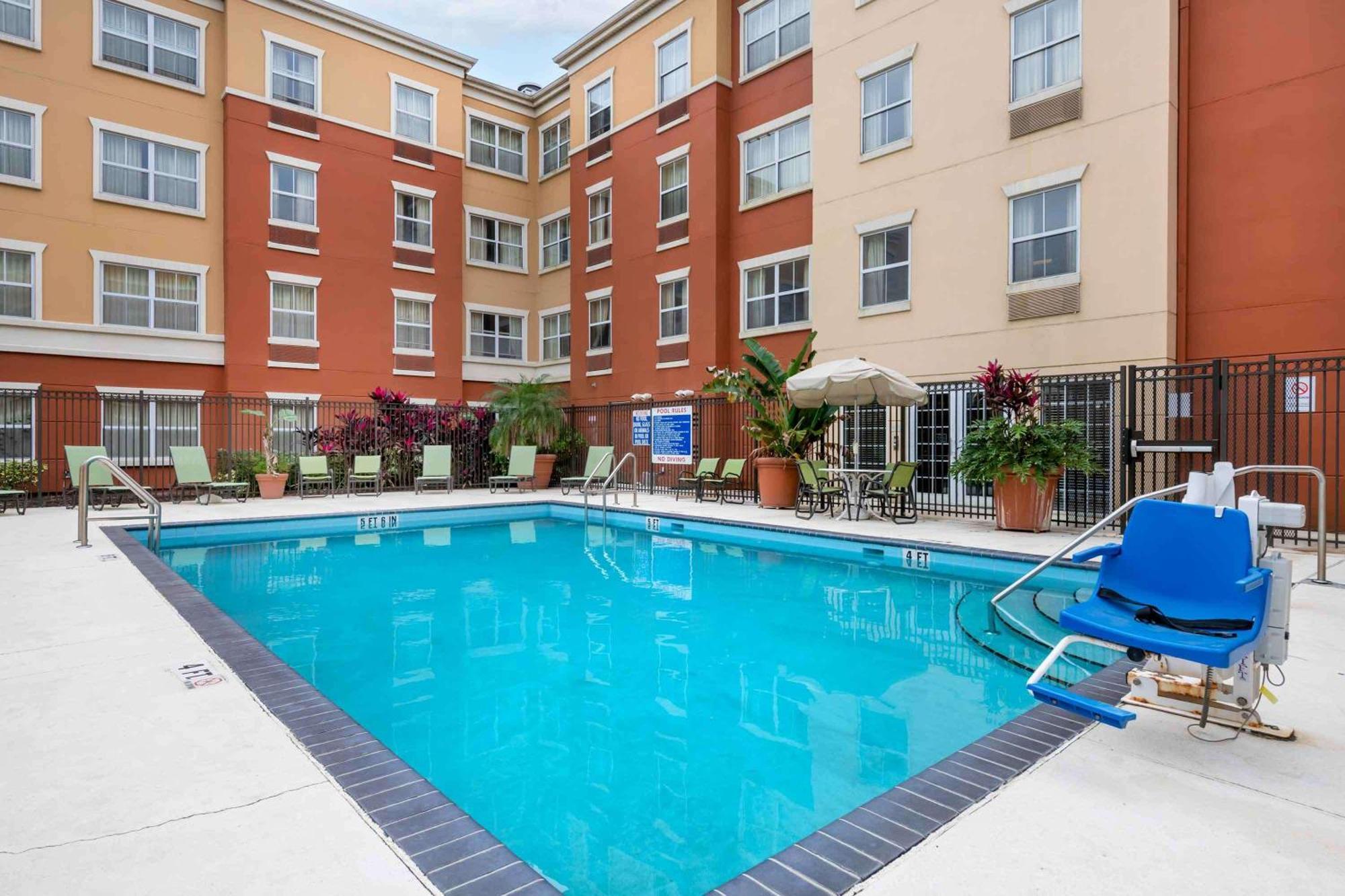 Extended Stay America Suites - Orlando - Convention Center - 6443 Westwood Williamsburg Exterior foto