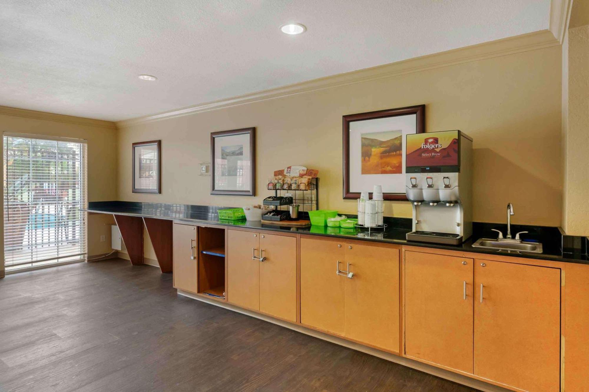 Extended Stay America Suites - Orlando - Convention Center - 6443 Westwood Williamsburg Exterior foto
